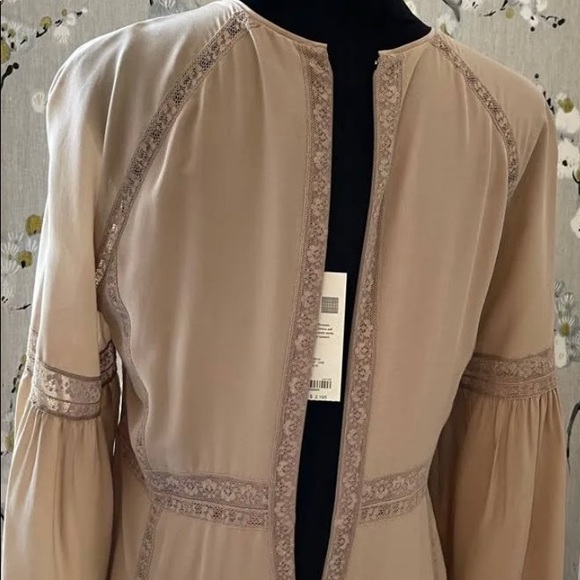 NWT $2,500 Burberry Silk Tan Long Sleeve Gown EU 36, US 02, Fits (2-4) 100 %Silk - Picture 17 of 17